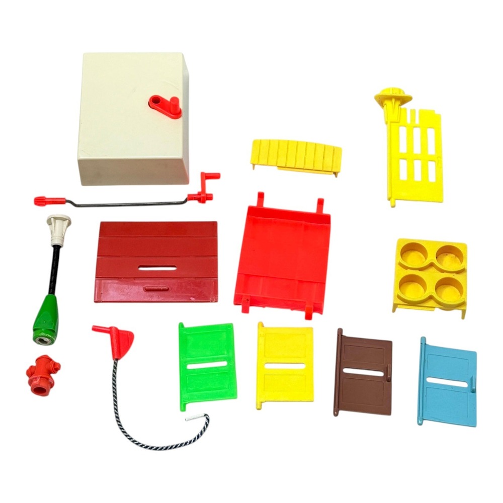 Vintage Fisher-Price Lot 14  Replacement Parts Village 997 Playset